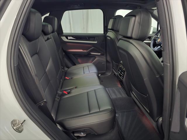 2026 Porsche Cayenne Unknown