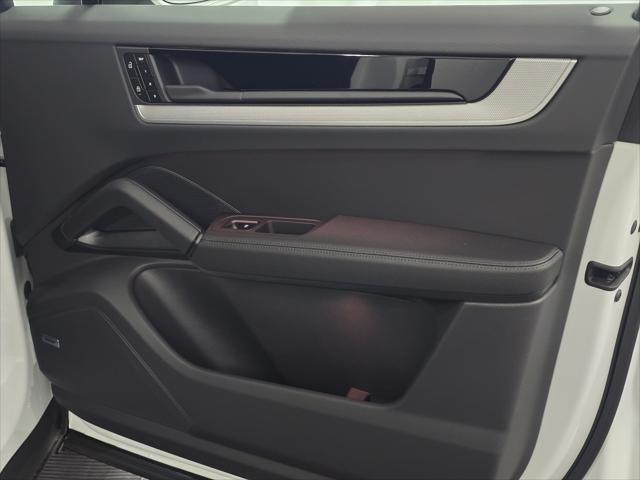 2026 Porsche Cayenne Unknown