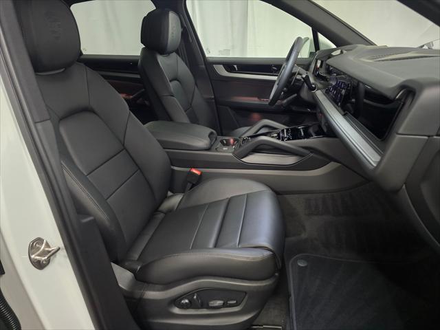 2026 Porsche Cayenne Unknown