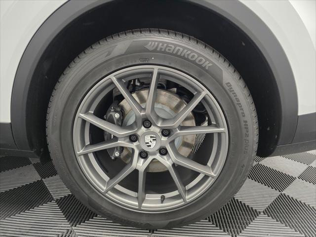 2026 Porsche Cayenne Unknown