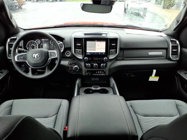 2025 Ram 1500 Big Horn Crew Cab 4x4 6'4" Box