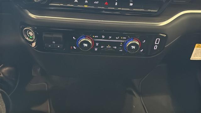 2026 GMC Sierra 1500 Crew Cab, Short Bed, SLT, 4WD