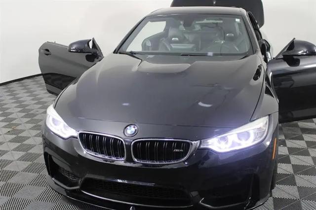 2015 BMW M4 Standard
