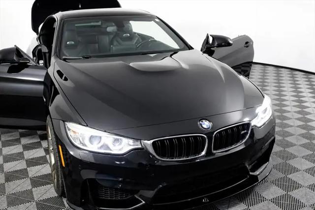 2015 BMW M4 Standard