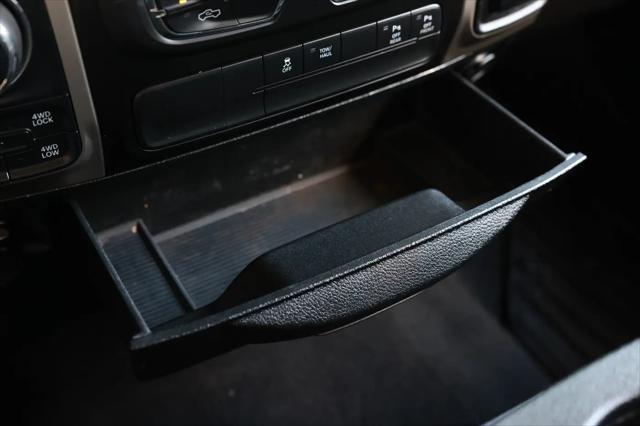2018 Ram 1500 Big Horn Crew Cab 4x4 5'7" Box