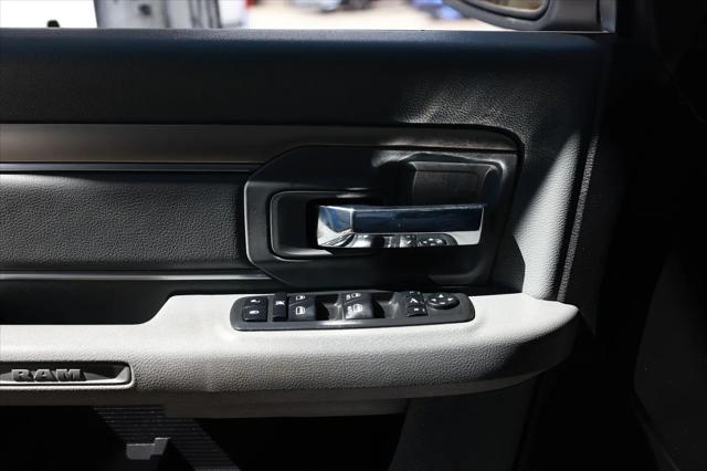 2018 Ram 1500 Big Horn Crew Cab 4x4 5'7" Box