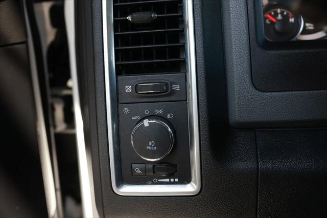 2018 Ram 1500 Big Horn Crew Cab 4x4 5'7" Box