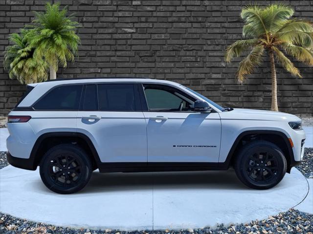 2026 Jeep Grand Cherokee Altitude 4x4