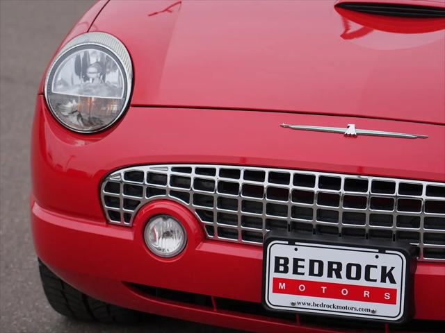 2004 Ford Thunderbird Deluxe