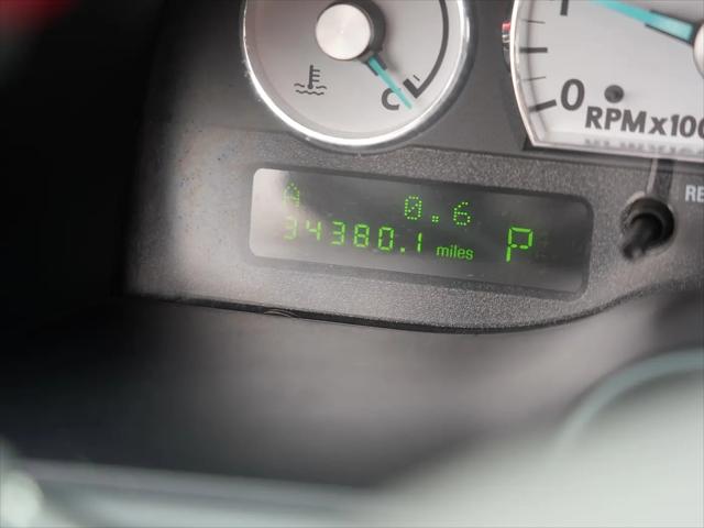 2004 Ford Thunderbird Deluxe
