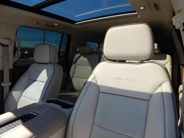 2021 GMC Yukon XL 4WD Denali