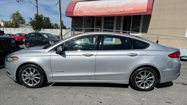 2017 Ford Fusion Hybrid SE
