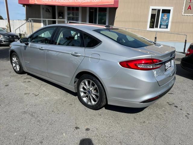 2017 Ford Fusion Hybrid SE