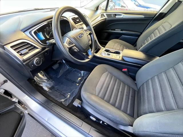 2017 Ford Fusion Hybrid SE