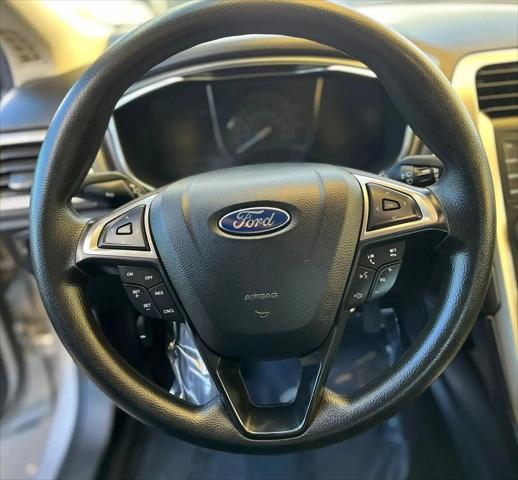 2017 Ford Fusion Hybrid SE