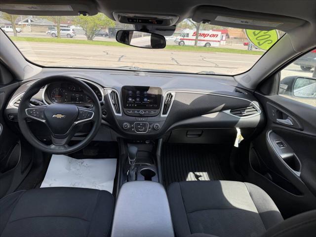 2024 Chevrolet Malibu FWD 1FL