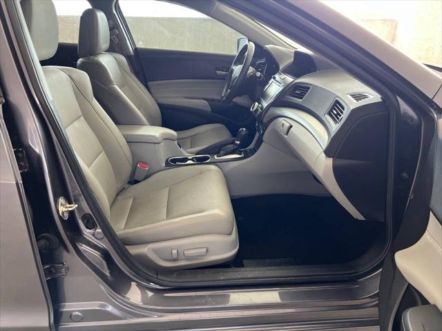 2017 Acura ILX Technology Plus Package