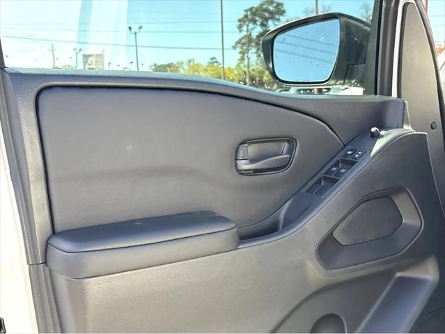 2026 Nissan Frontier Crew Cab SV 4x2