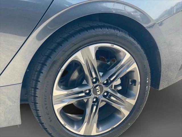 2021 Kia K5 EX