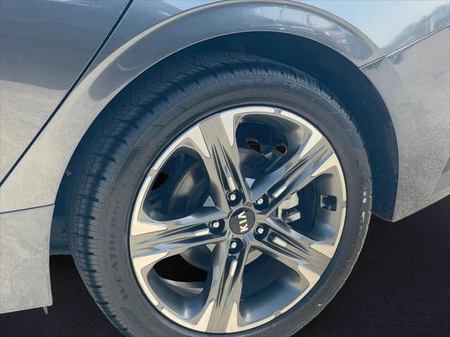 2021 Kia K5 EX