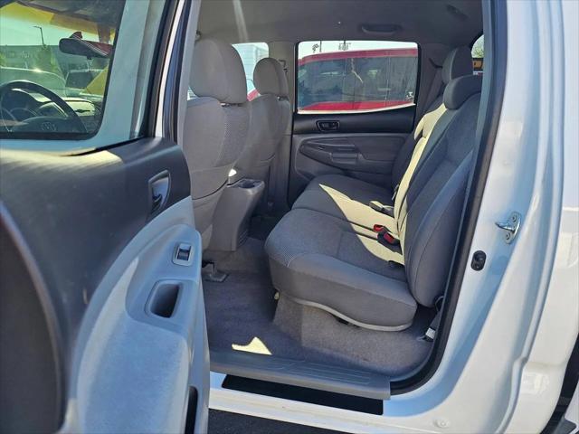 2006 Toyota Tacoma Base V6