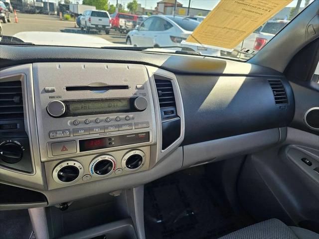 2006 Toyota Tacoma Base V6