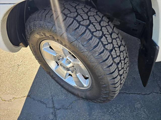 2006 Toyota Tacoma Base V6