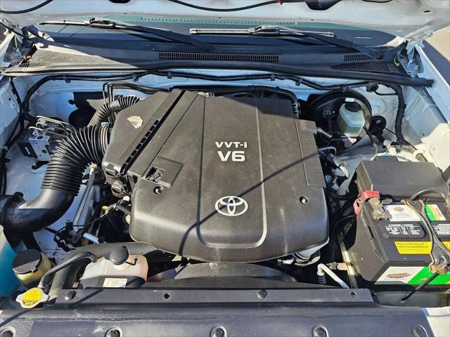 2006 Toyota Tacoma Base V6