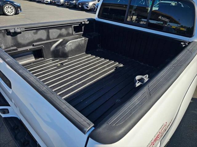 2006 Toyota Tacoma Base V6