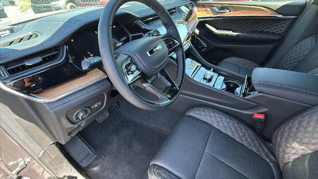2026 Jeep Grand Cherokee L Summit 4x4