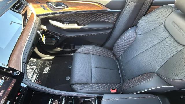 2026 Jeep Grand Cherokee L Summit 4x4