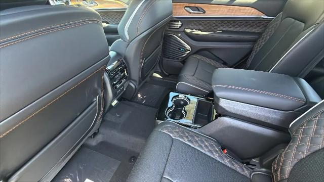 2026 Jeep Grand Cherokee L Summit 4x4