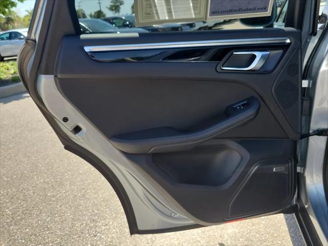 2019 Porsche Macan Macan