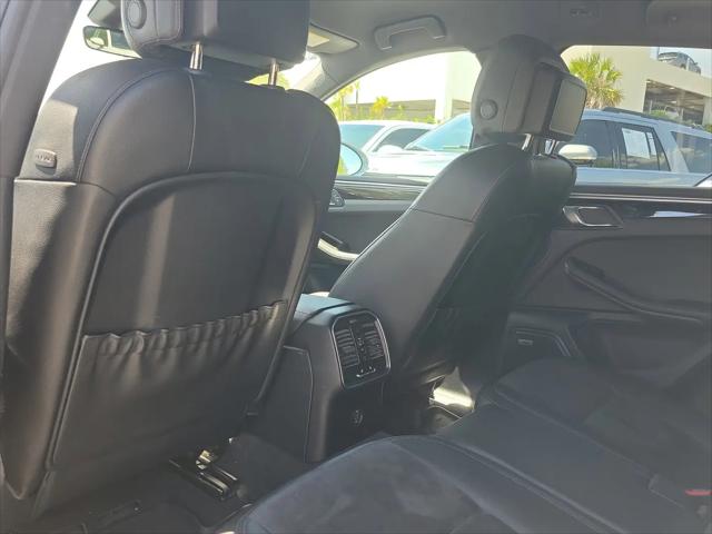2019 Porsche Macan Macan