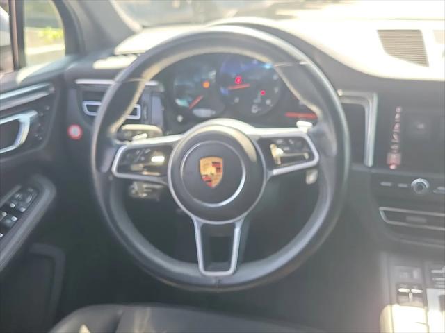 2019 Porsche Macan Macan