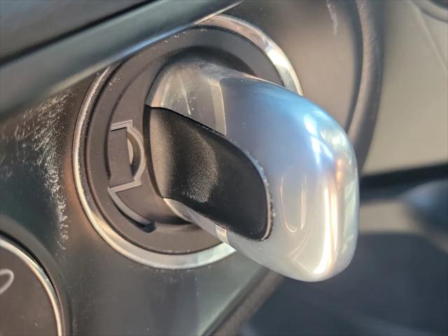 2019 Porsche Macan Macan