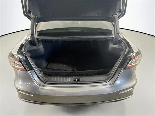 2021 Nissan Maxima SV Xtronic CVT