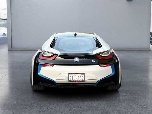 2019 BMW i8 Unknown