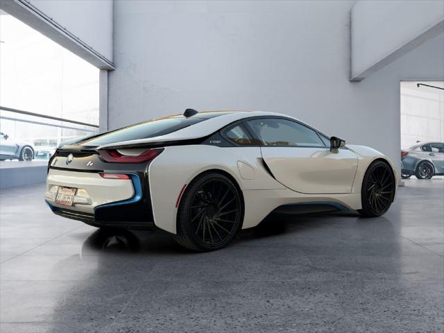 2019 BMW i8 Unknown