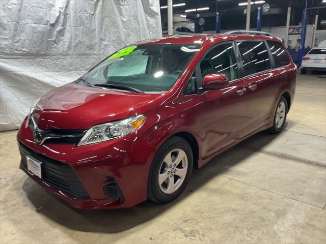 2020 Toyota Sienna LE for sale in Des Moines, IA
