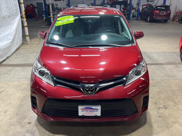 2020 Toyota Sienna LE