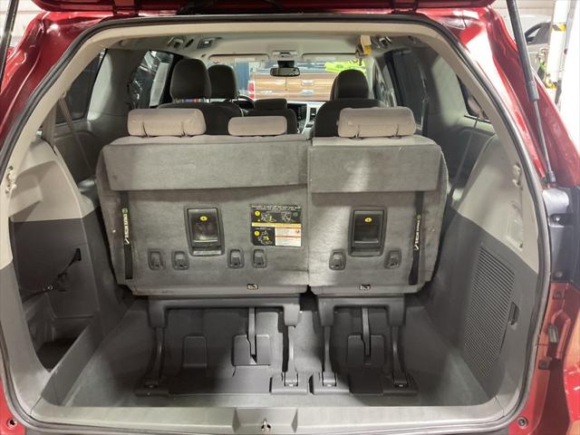 2020 Toyota Sienna LE