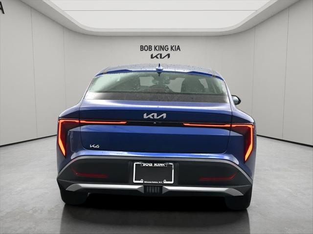 2026 Kia K4 LXS