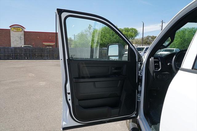 2026 Ram 3500 Tradesman Crew Cab 4x4 8' Box