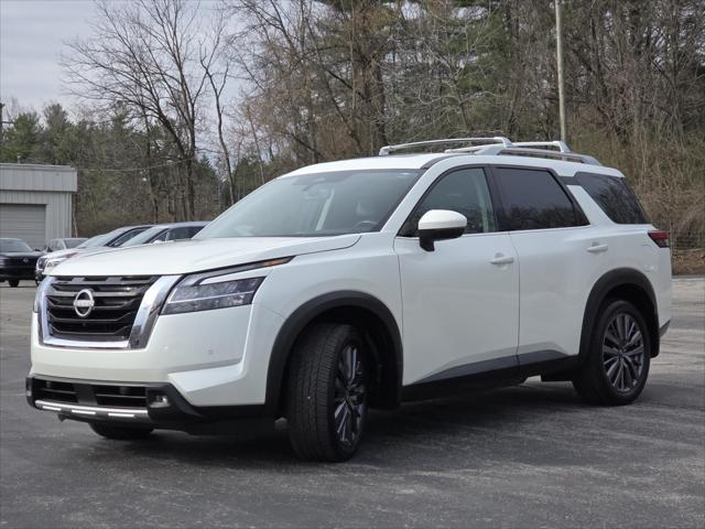2023 Nissan Pathfinder SL 4WD
