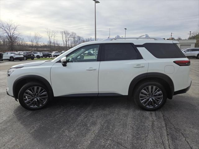 2023 Nissan Pathfinder SL 4WD
