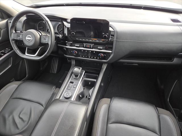 2023 Nissan Pathfinder SL 4WD