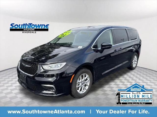 2024 Chrysler Pacifica Touring L for sale in Riverdale, GA