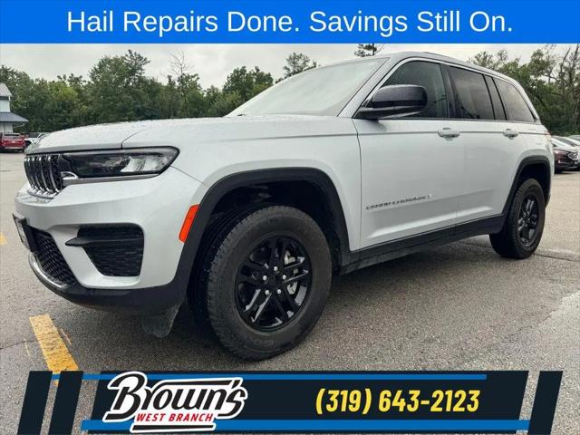 2023 Jeep Grand Cherokee Laredo 4x4 for sale in West Branch, IA