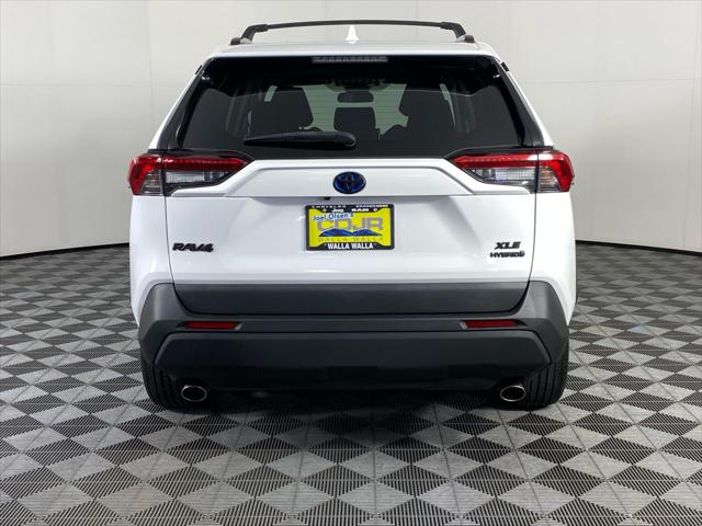 2021 Toyota RAV4 Hybrid XLE